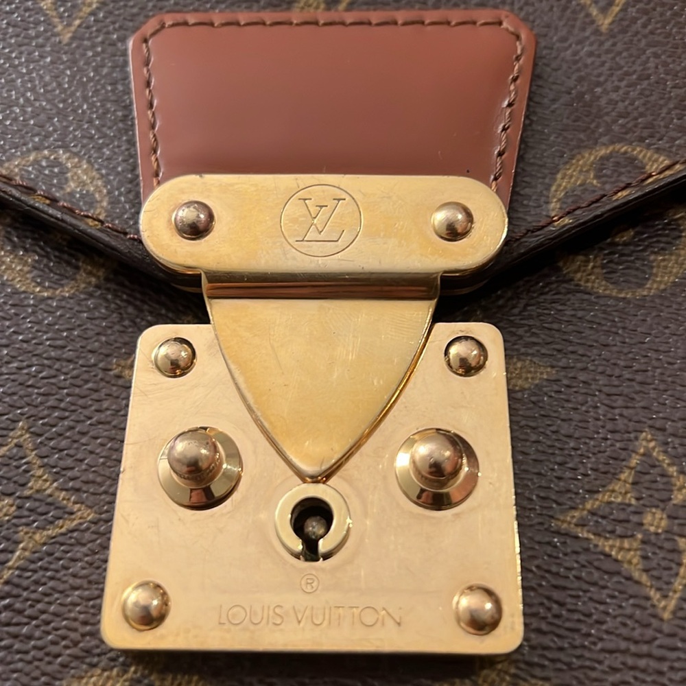 Louis Vuitton Vintage Pre-owned Monceau 28 Crossbody/Shoulder Bag - Picture 6 of 17
